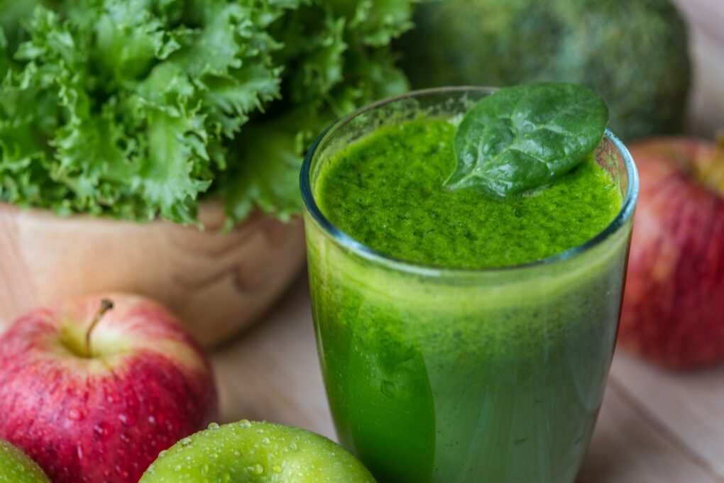 Wellness Captain Healthy Apple Smoothie