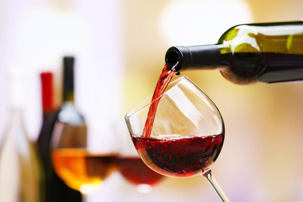 Here’s Our Top 3 Healthiest Types of Wine, According to Dietitians 1