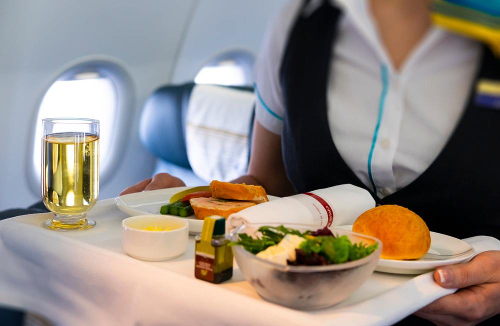 6 Bacteria-Contaminated Airplane Foods You Should Avoid No Matter What 5
