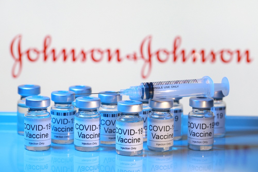 Blood Clots After COVID Vaccine? This Is Who Is More Likely To Get Them 1